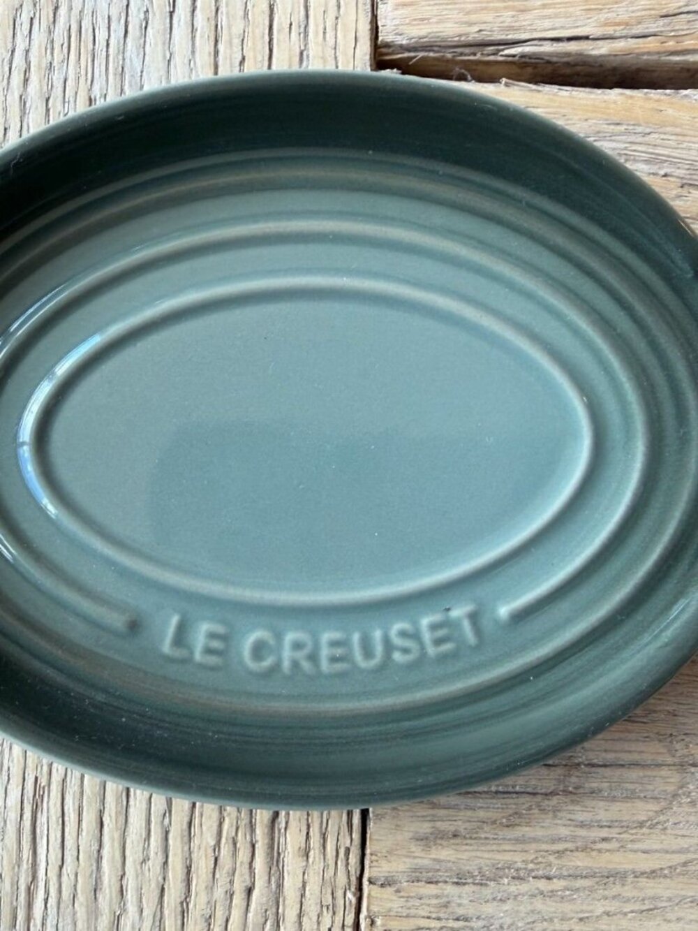 Special Listing Le Creuset 2 Round Mini Cocotte 250 ml & 1 Spoon Rest Thyme NEW - Picture 8 of 8